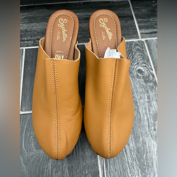 NWOT Seychelles Women's Loud and Clear Clog - Picture 4 of 9